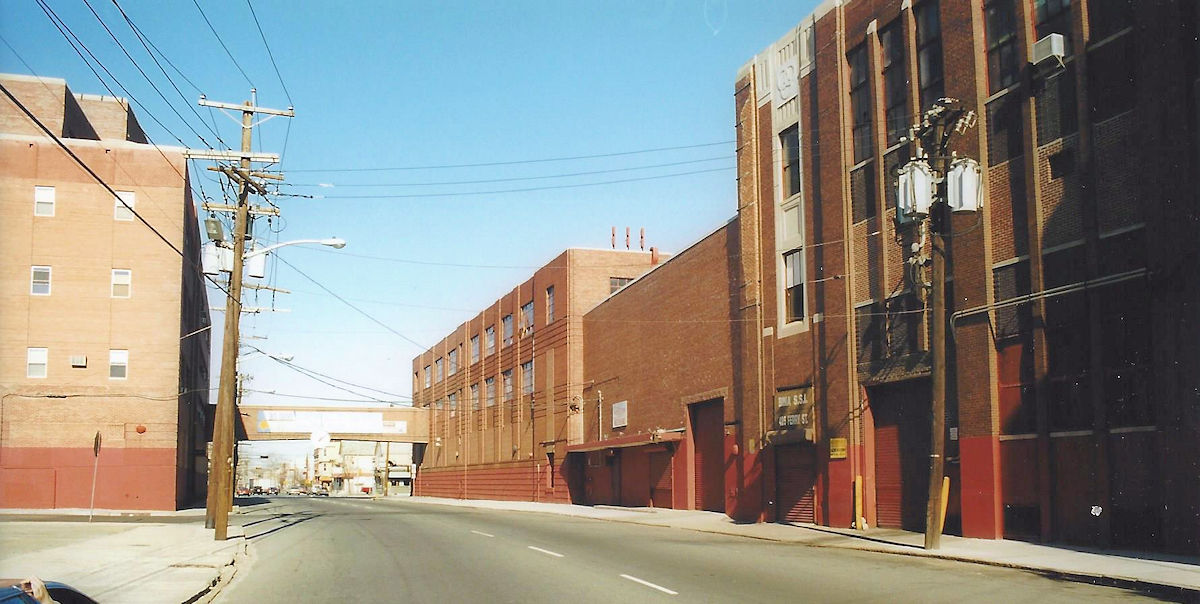 Ferry Street 1999
Photo by Glenn Geisheimer
