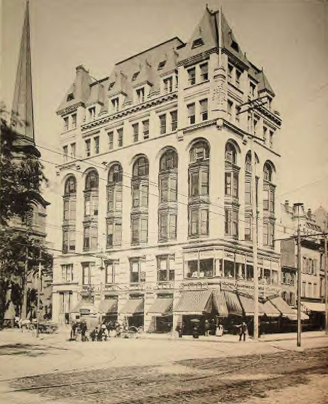 1890
Known as the U. S. Credit Systems Building then.
