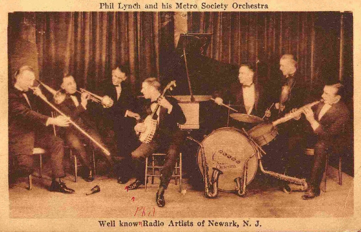 Phil Lynch and his Metro Society Orchestra
