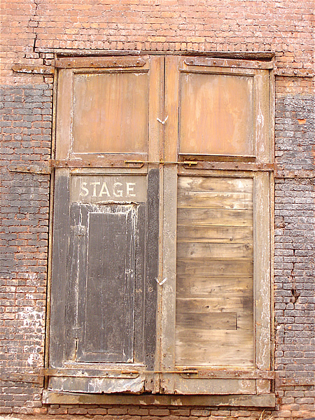 2008
My friend and I were walking on Treat Place and noticed the back of The Victoria Theater. A faint painted sign still exists on the brick wall along with the original stage door. It looks like the front of the theater was on Halsey.  Looking for any information on the theatre.

Photo from Kevin Calhoun
