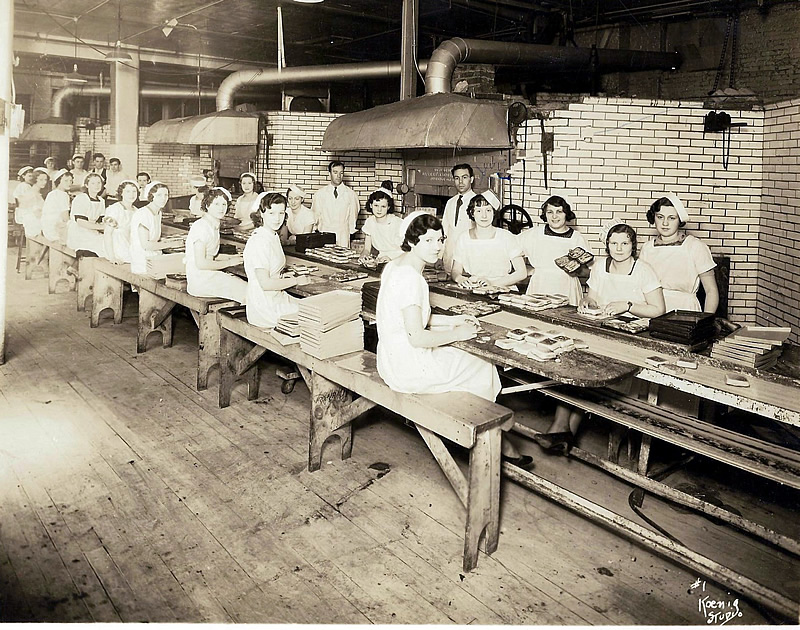 Bakery Line (mid 1940's)
Photo from Leslie Anderson
